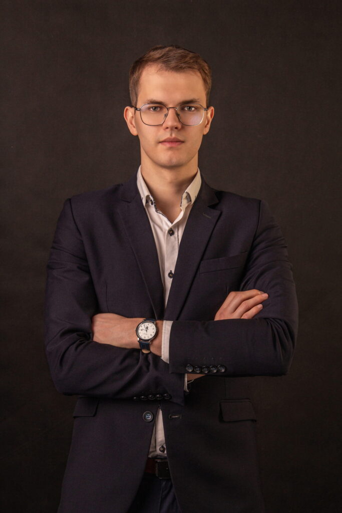 Adrian Oszczypko - Doradca ds. nieruchomości